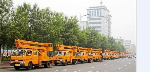 上海路灯车出租价格及服务详解